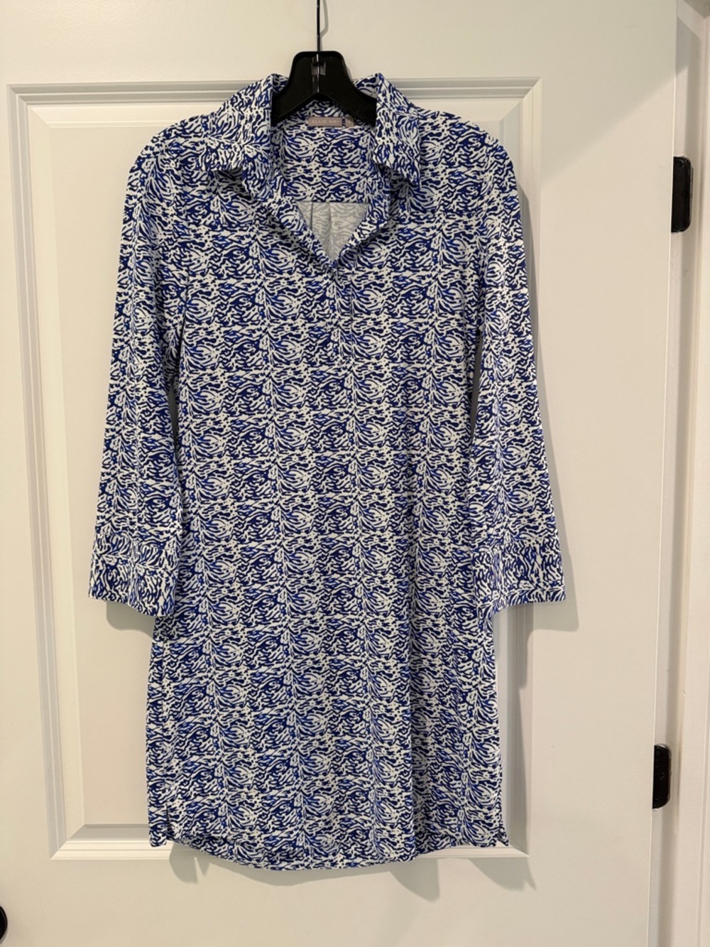 Blue & White Printed Collared Midi Dress